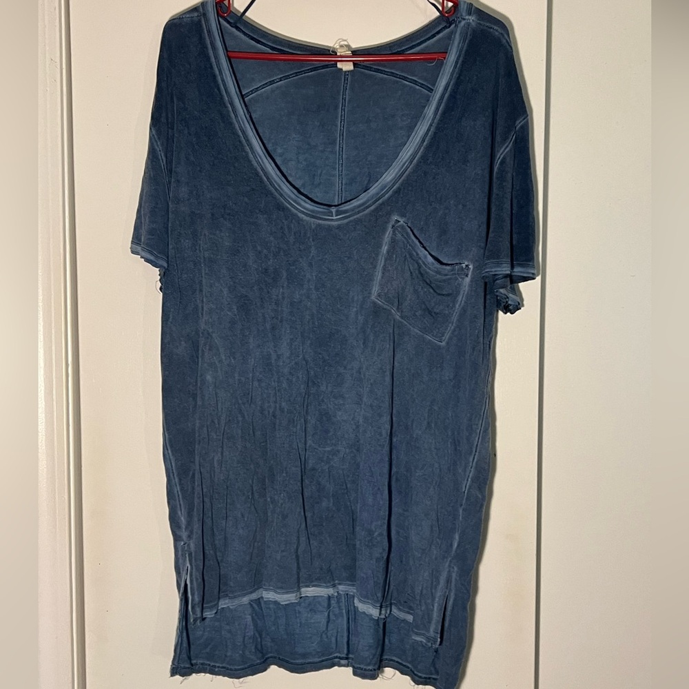 Free people soft short sleeved shirt.